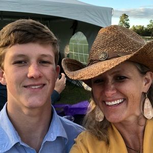 Meet your Posher, Heather